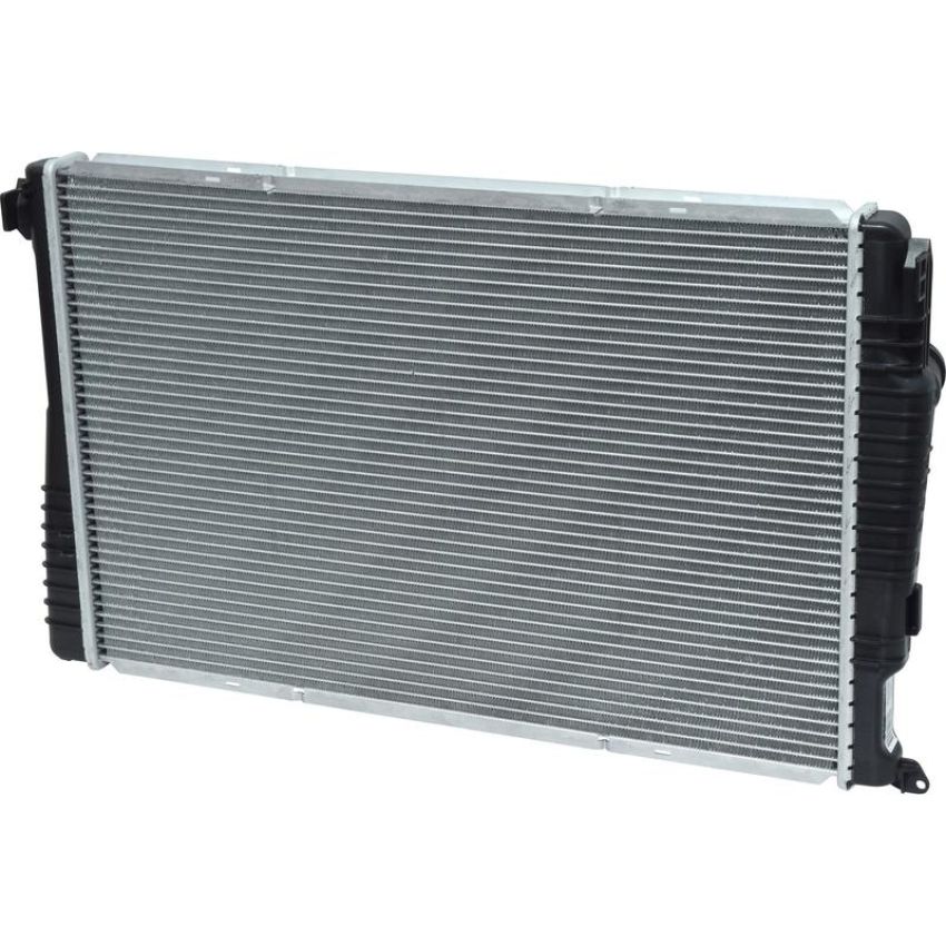 Universal Air Conditioning RA 13370C Radiator -- Crossflow Radiator