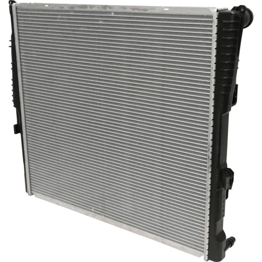Universal Air Conditioning RA 13371C Radiator -- Crossflow Radiator