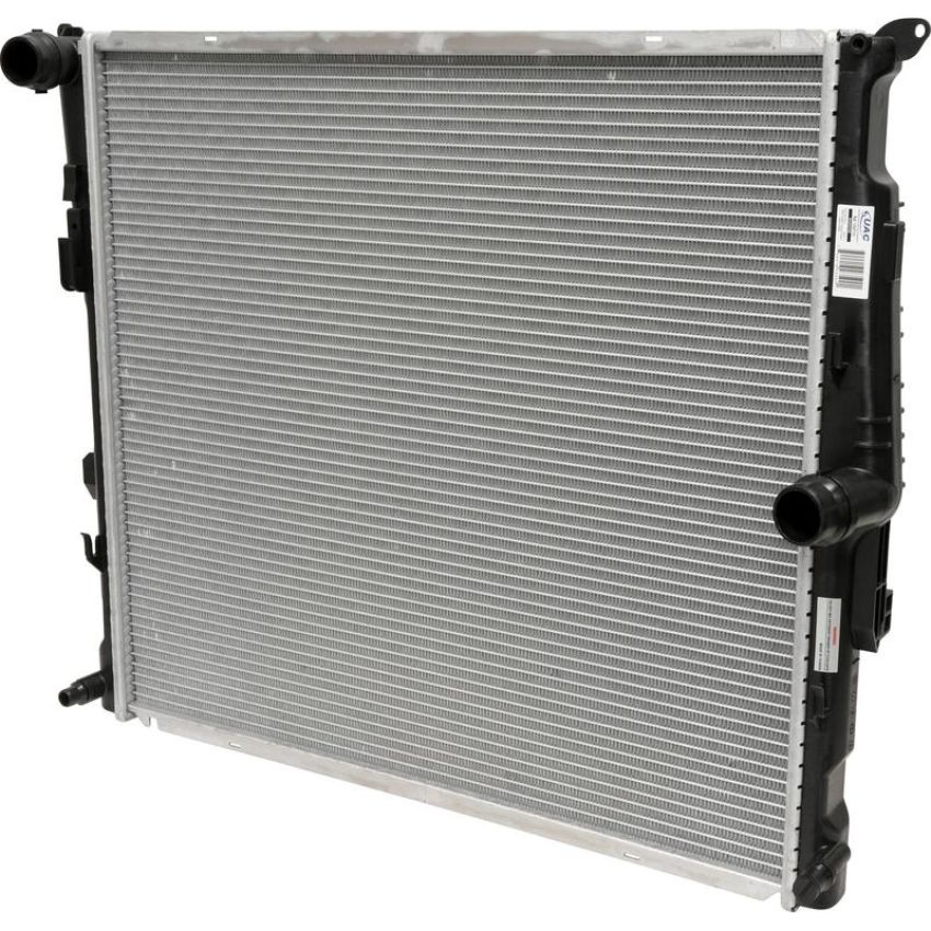 Universal Air Conditioning RA 13371C Radiator -- Crossflow Radiator