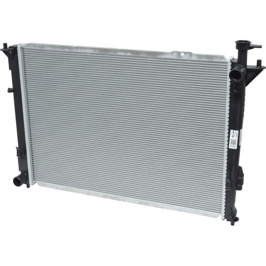Universal Air Conditioning RA 13382C Radiator -- Crossflow Radiator