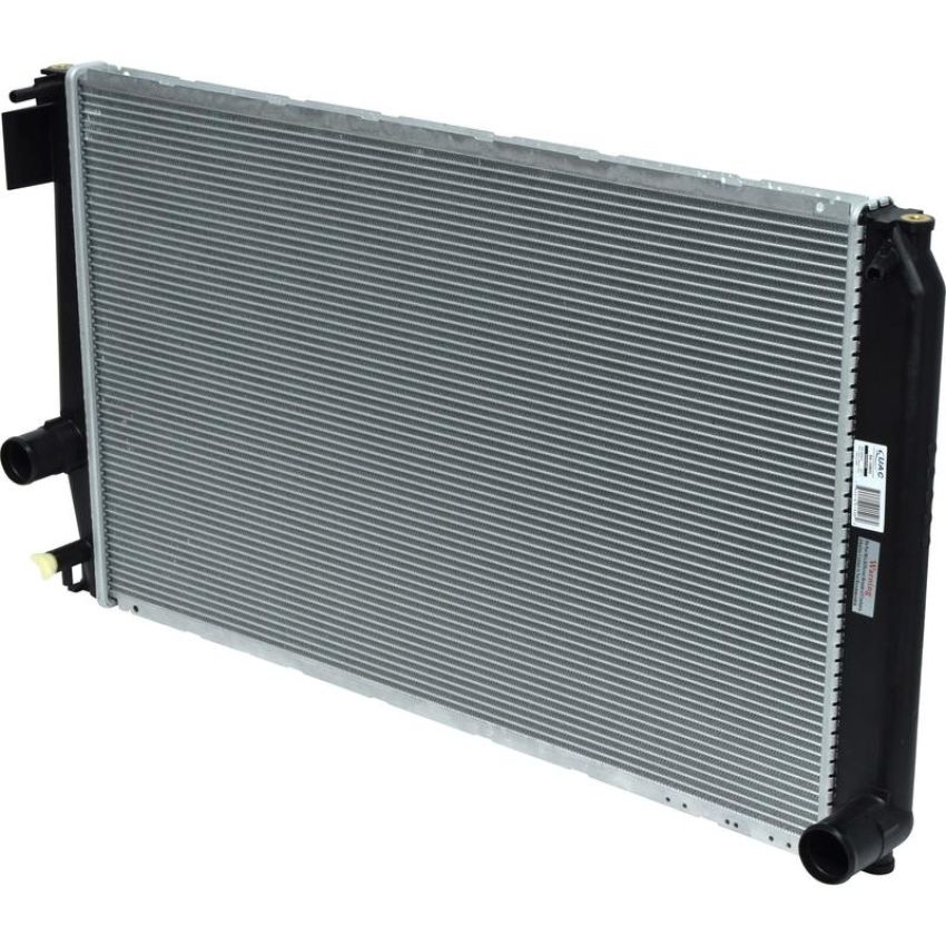 Universal Air Conditioning RA 13383C Radiator -- Crossflow Radiator