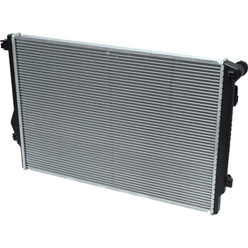 Universal Air Conditioning RA 13529C Radiator -- Crossflow Radiator