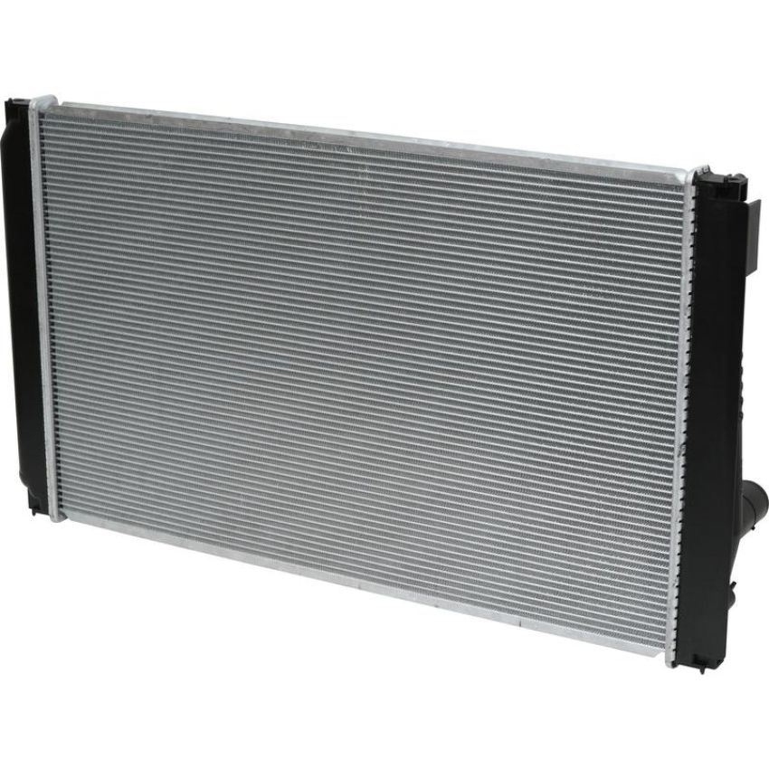 Universal Air Conditioning RA 13584C Radiator -- Crossflow Radiator