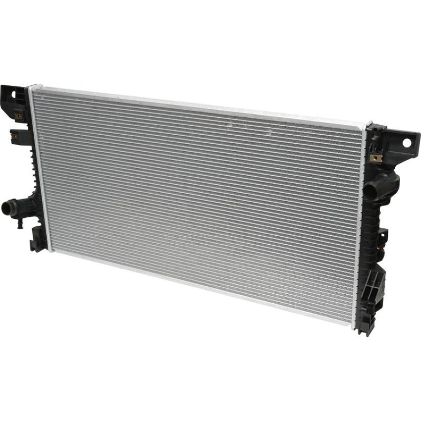 Universal Air Conditioning RA 13718C Radiator -- Crossflow Radiator