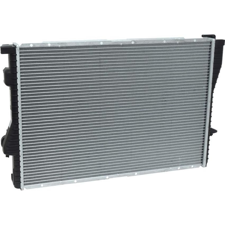 Universal Air Conditioning RA 1401C Radiator -- Crossflow Radiator