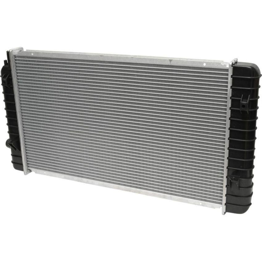 Universal Air Conditioning RA 1515C Radiator -- Crossflow Radiator