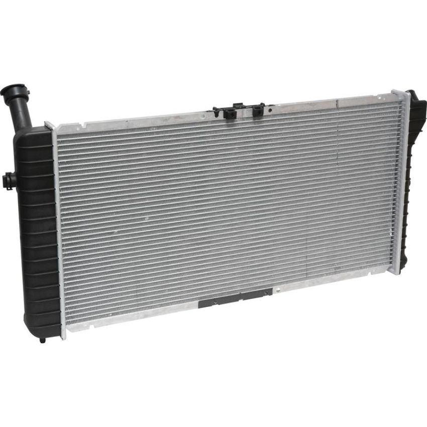 Universal Air Conditioning RA 1519C Radiator -- Crossflow Radiator