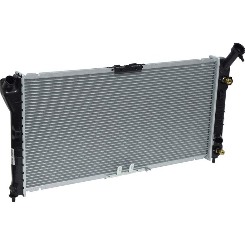 Universal Air Conditioning RA 1519C Radiator -- Crossflow Radiator
