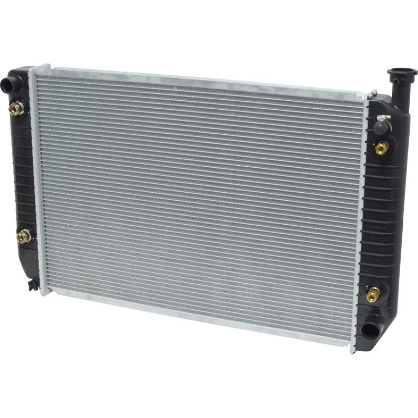 Universal Air Conditioning RA 1530C Radiator -- Crossflow Radiator