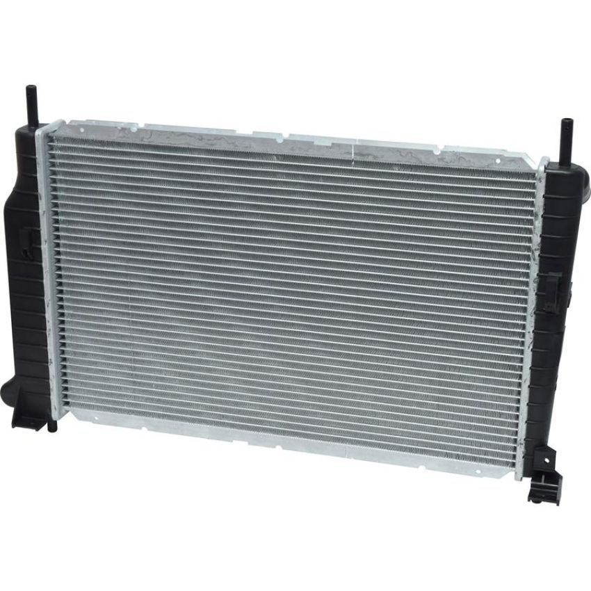 Universal Air Conditioning RA 1718C Radiator -- Crossflow Radiator