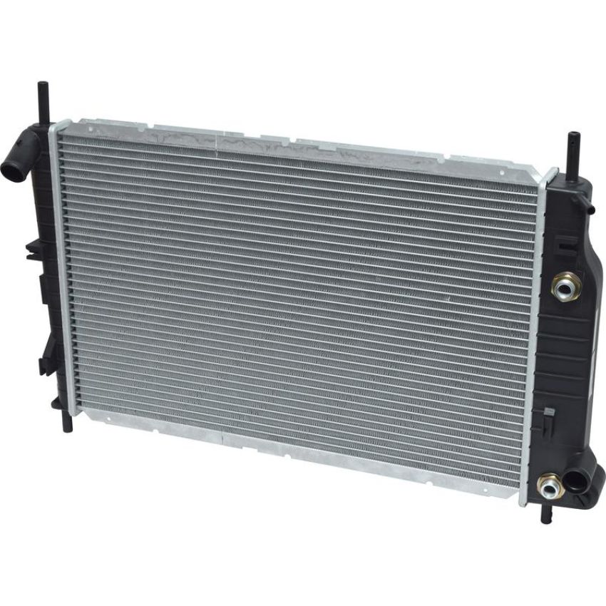 Universal Air Conditioning RA 1718C Radiator -- Crossflow Radiator