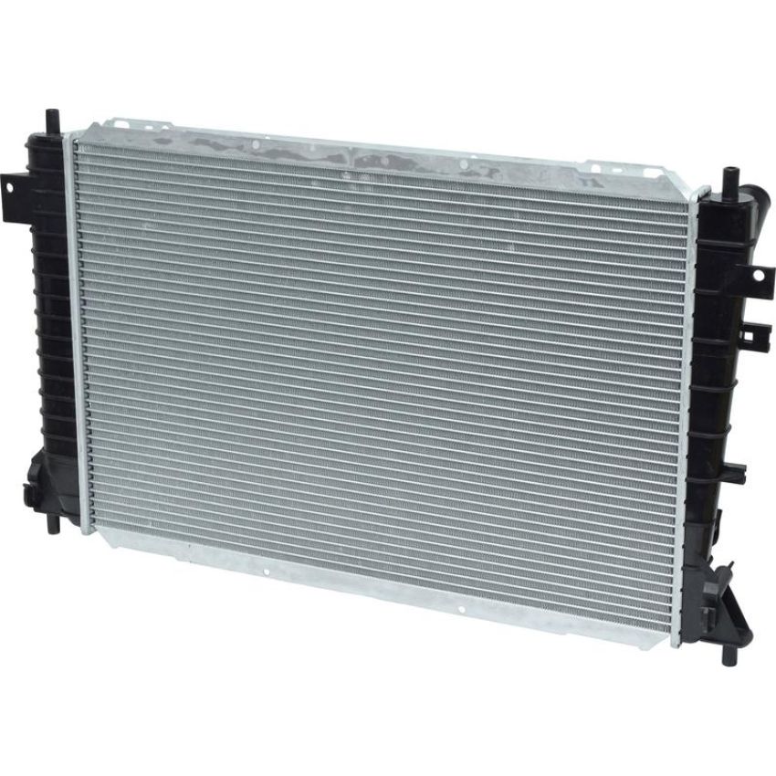 Universal Air Conditioning RA 1737C Radiator -- Crossflow Radiator