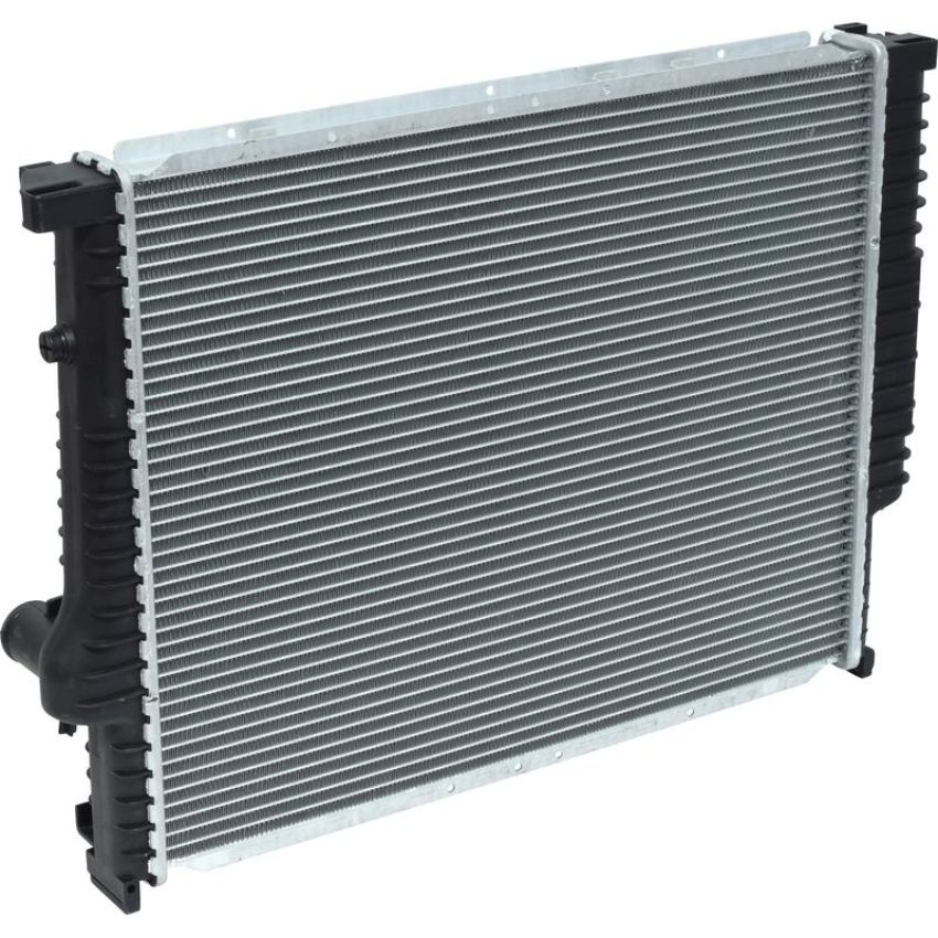 Universal Air Conditioning RA 1841C Radiator -- Crossflow Radiator