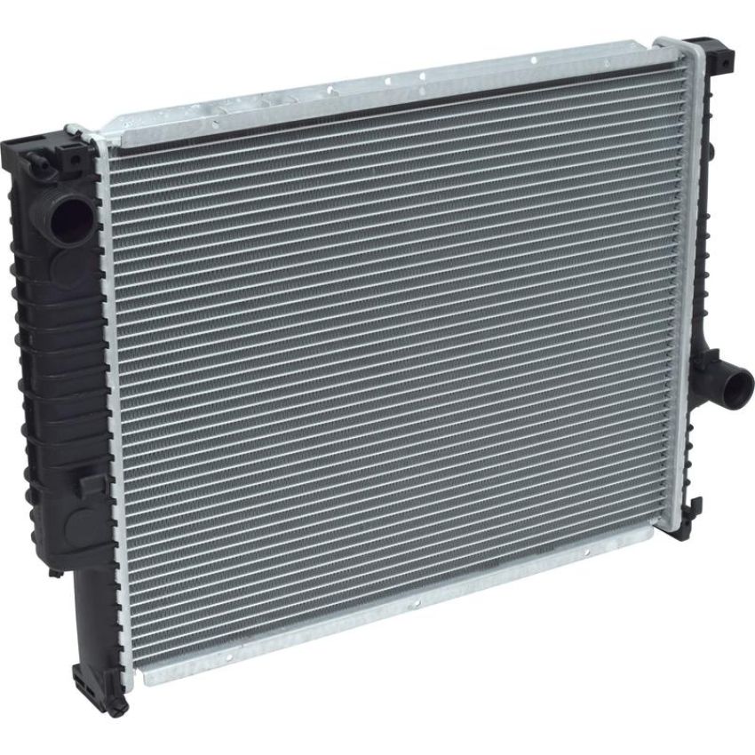 Universal Air Conditioning RA 1841C Radiator -- Crossflow Radiator