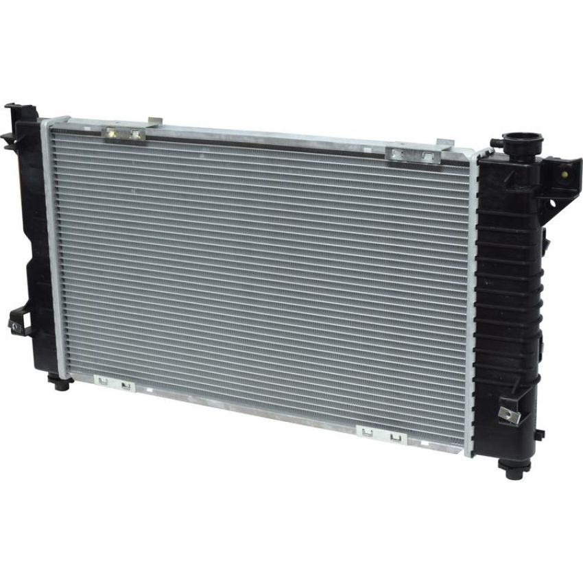 Universal Air Conditioning RA 1850C Radiator -- Crossflow Radiator