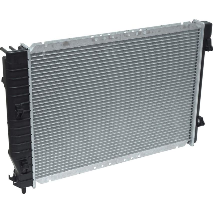 Universal Air Conditioning RA 1885C Radiator -- Crossflow Radiator