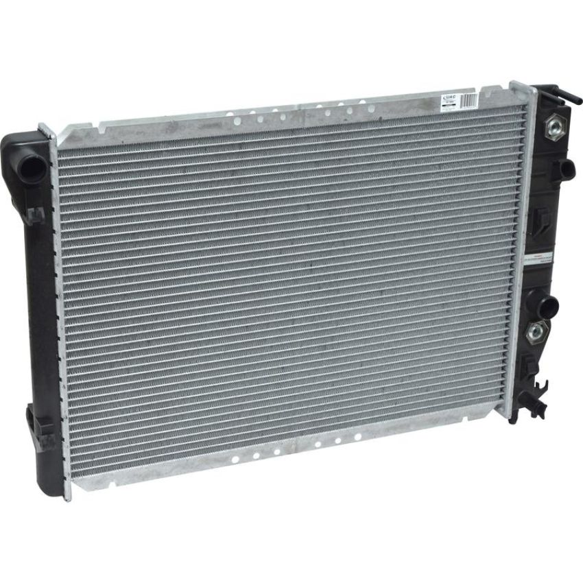Universal Air Conditioning RA 1885C Radiator -- Crossflow Radiator