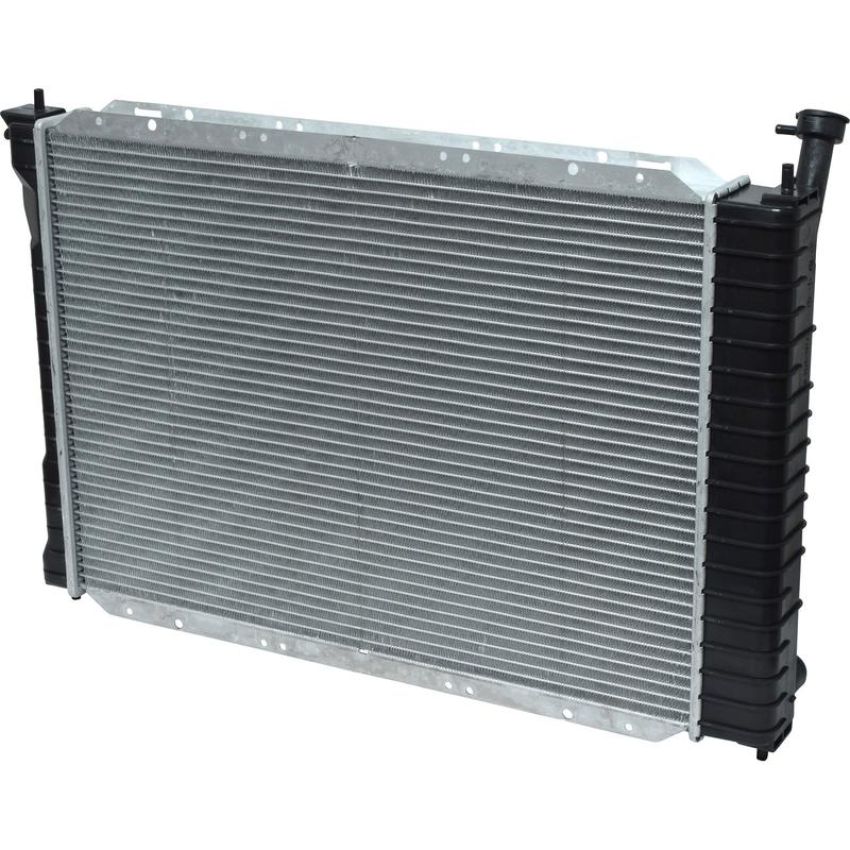 Universal Air Conditioning RA 1924C Radiator -- Crossflow Radiator