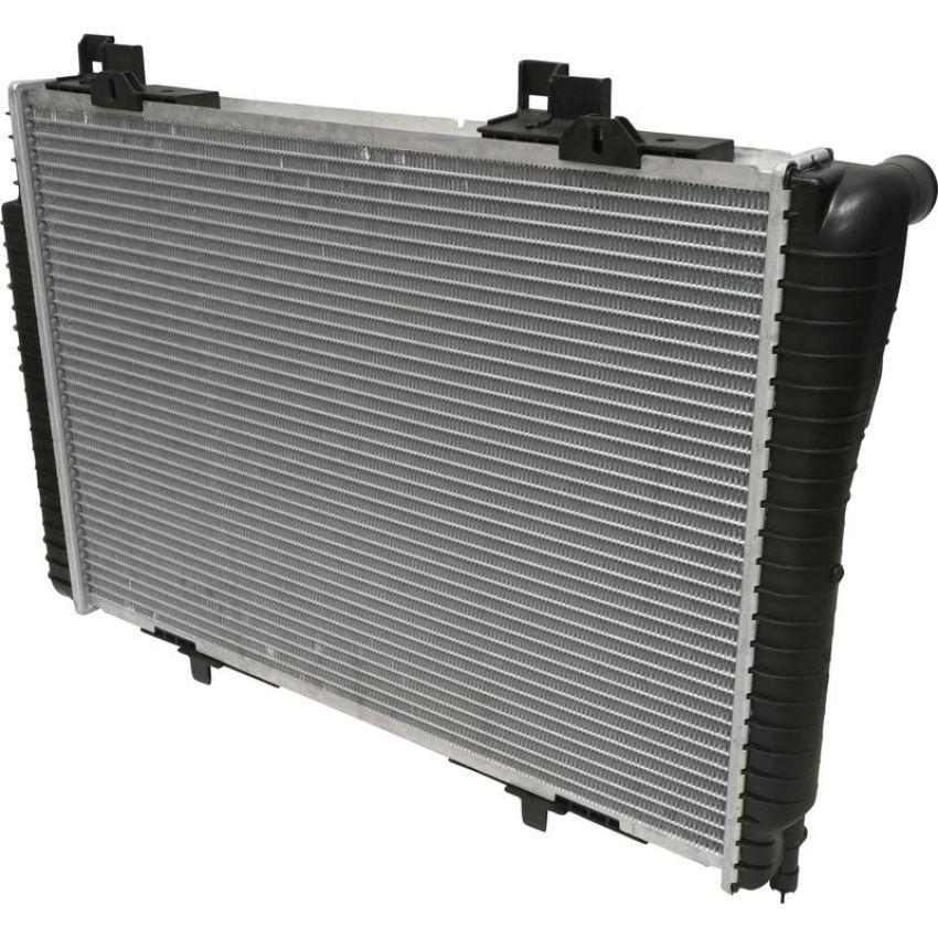 Universal Air Conditioning RA 2068C Radiator -- Crossflow Radiator