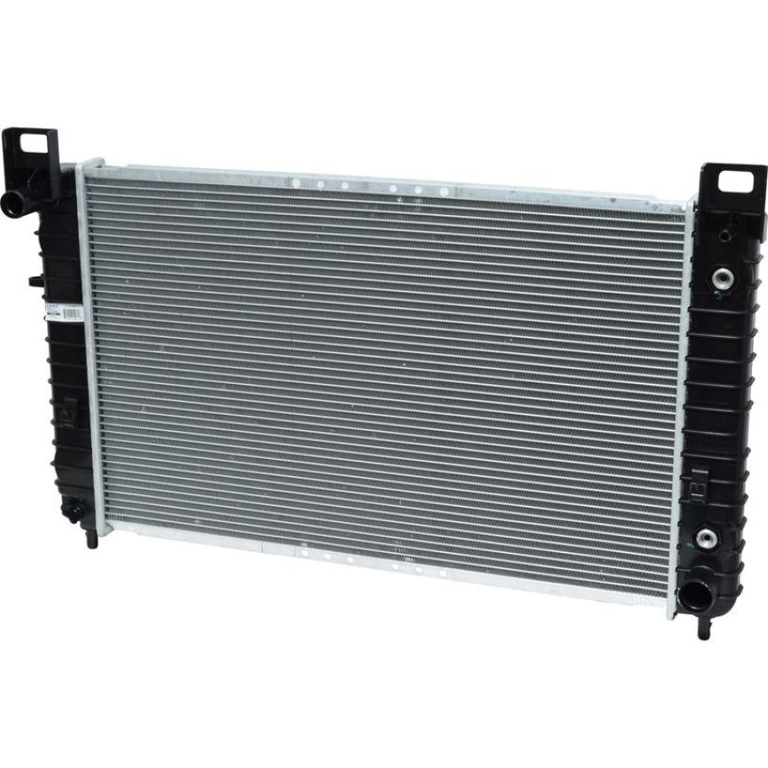 Universal Air Conditioning RA 2368C Radiator -- Crossflow Radiator