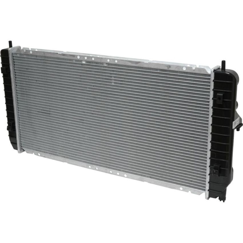 Universal Air Conditioning RA 2620C Radiator -- Crossflow Radiator
