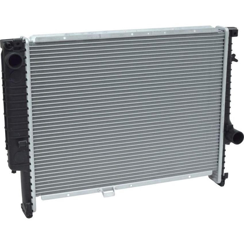 Universal Air Conditioning RA 2626C Radiator -- Crossflow Radiator