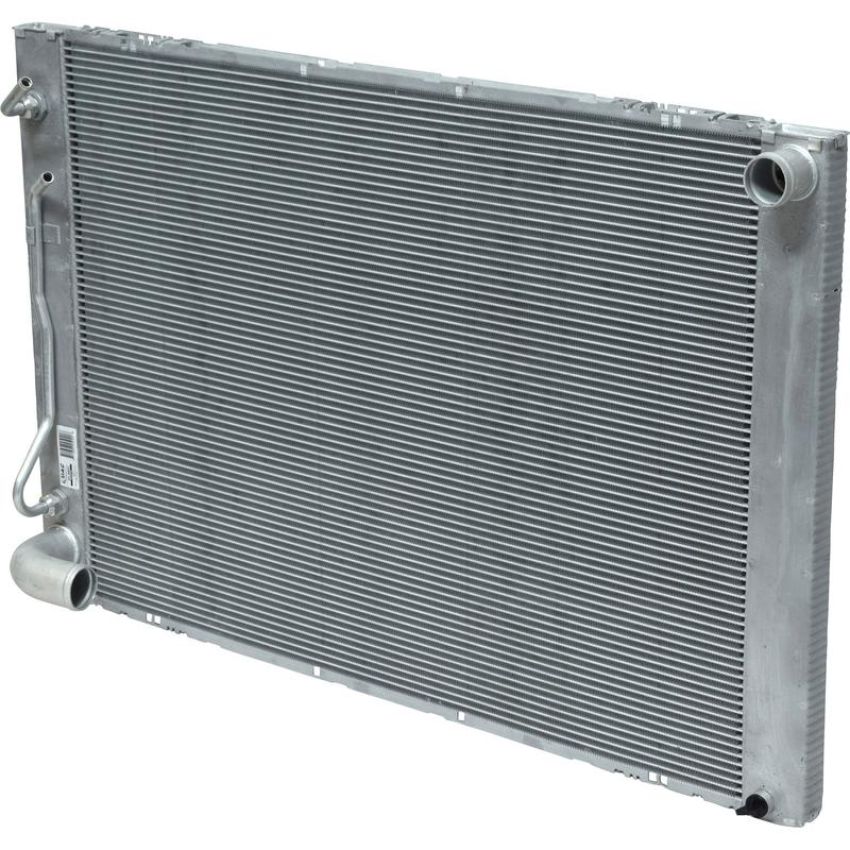 Universal Air Conditioning RA 2682C Radiator -- Crossflow Radiator