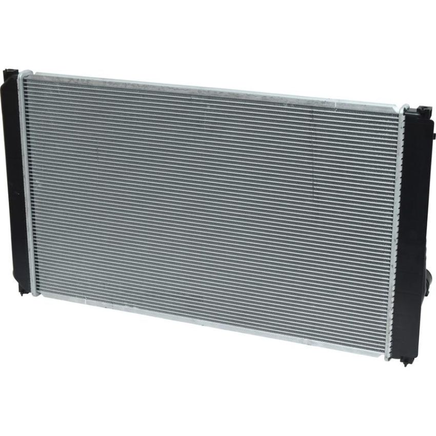 Universal Air Conditioning RA 2892C Radiator -- Crossflow Radiator