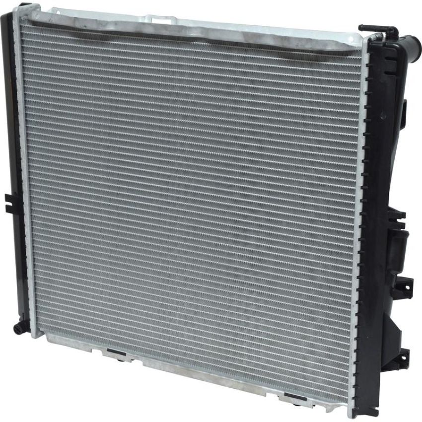 Universal Air Conditioning RA 453C Radiator -- Crossflow Radiator