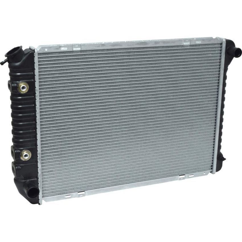 Universal Air Conditioning RA 556C Radiator -- Crossflow Radiator