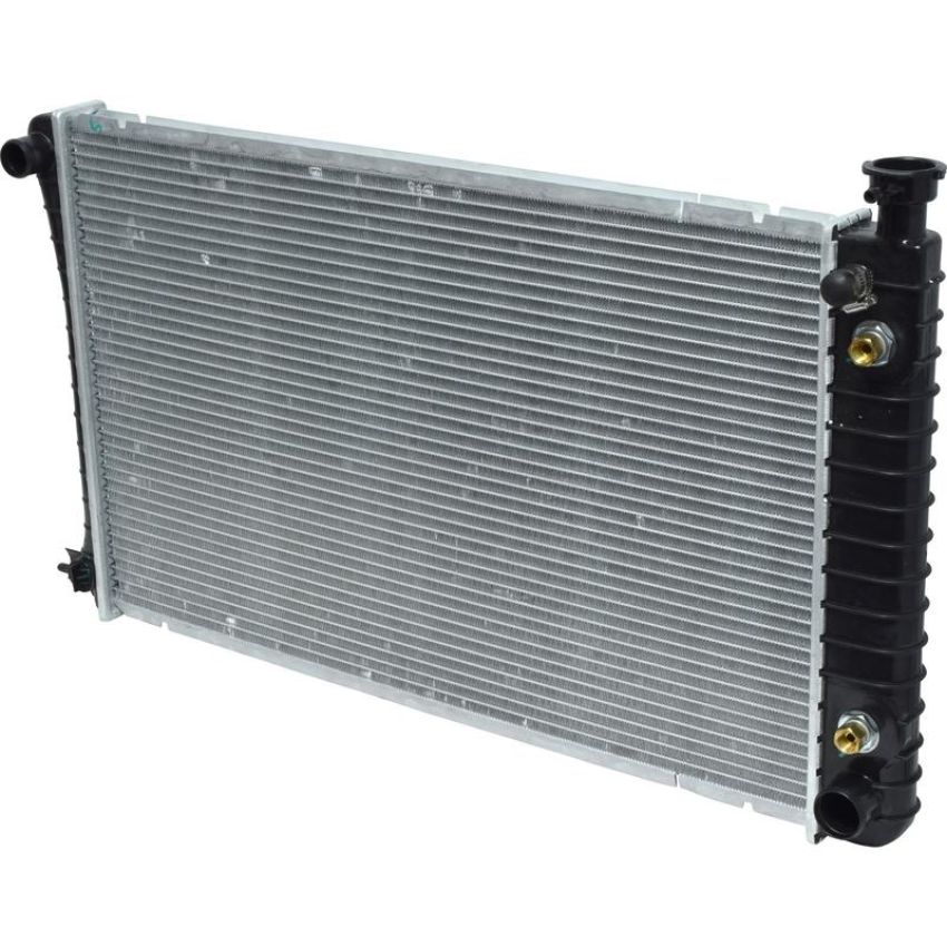 Universal Air Conditioning RA 618C Radiator -- Crossflow Radiator
