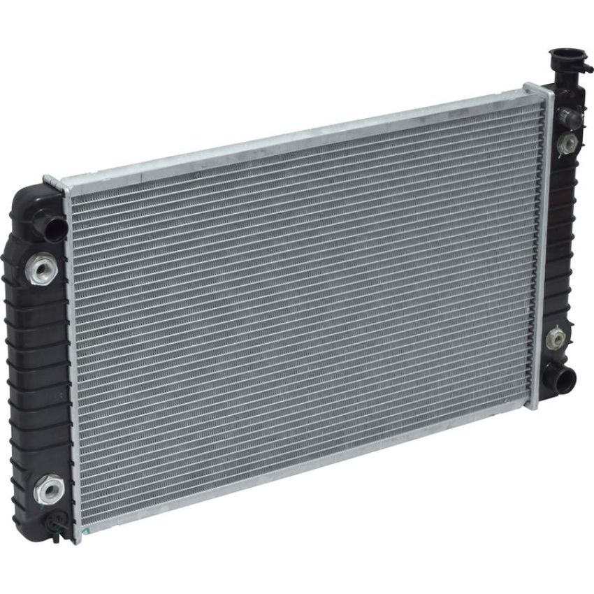 Universal Air Conditioning RA 622C Radiator -- Crossflow Radiator