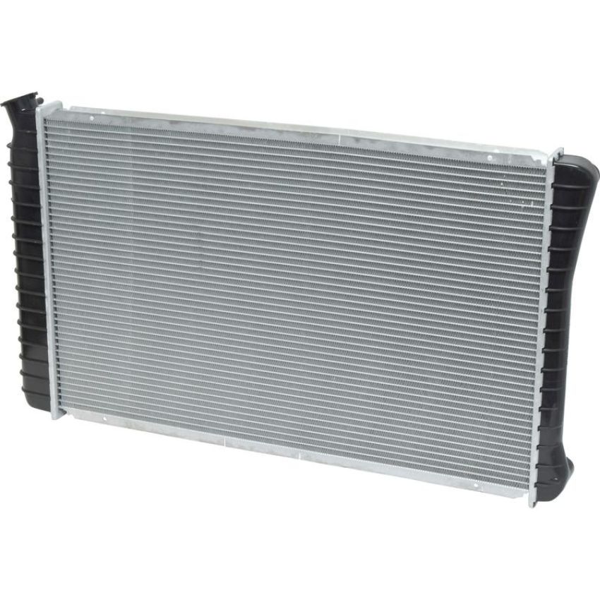 Universal Air Conditioning RA 709C Radiator -- Crossflow Radiator