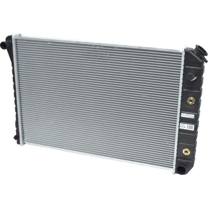 Universal Air Conditioning RA 716C Radiator -- Crossflow Radiator