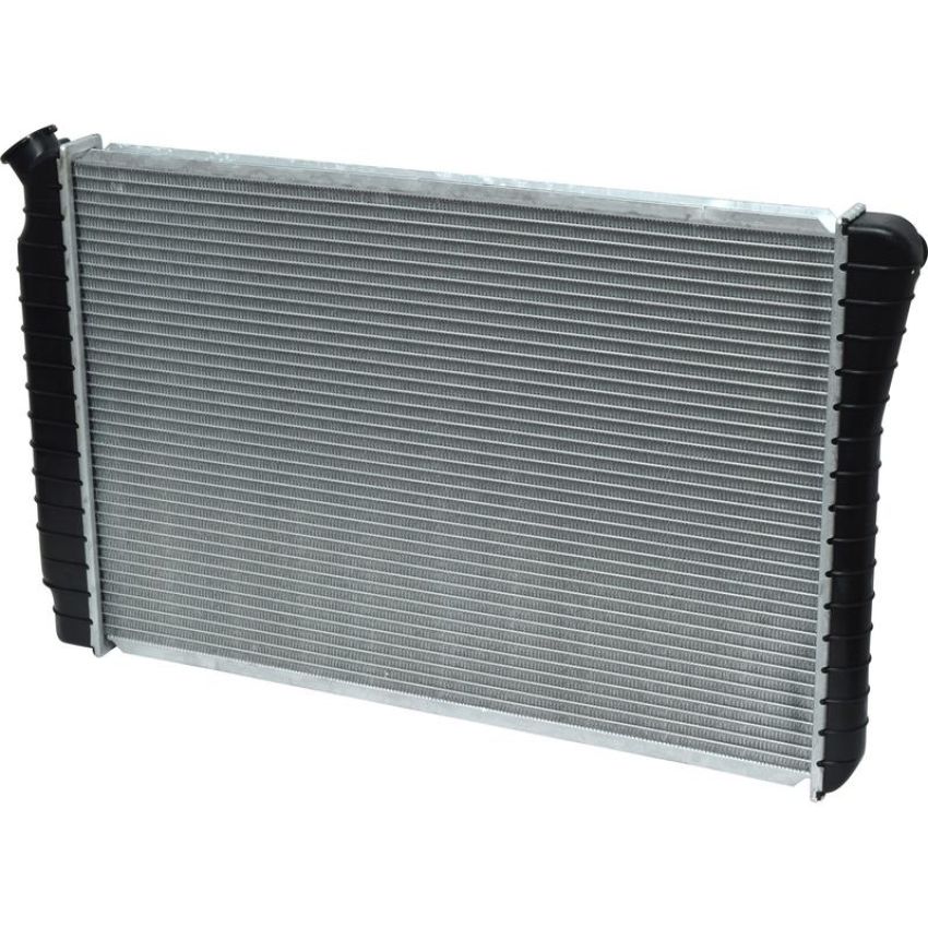 Universal Air Conditioning RA 951C Radiator -- Crossflow Radiator