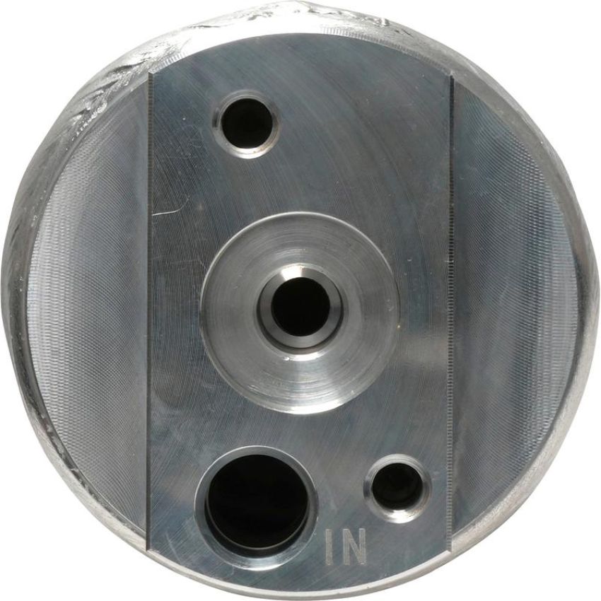 Universal Air Conditioning RD 10126C A/C Receiver Drier -- Drier Pad Mount