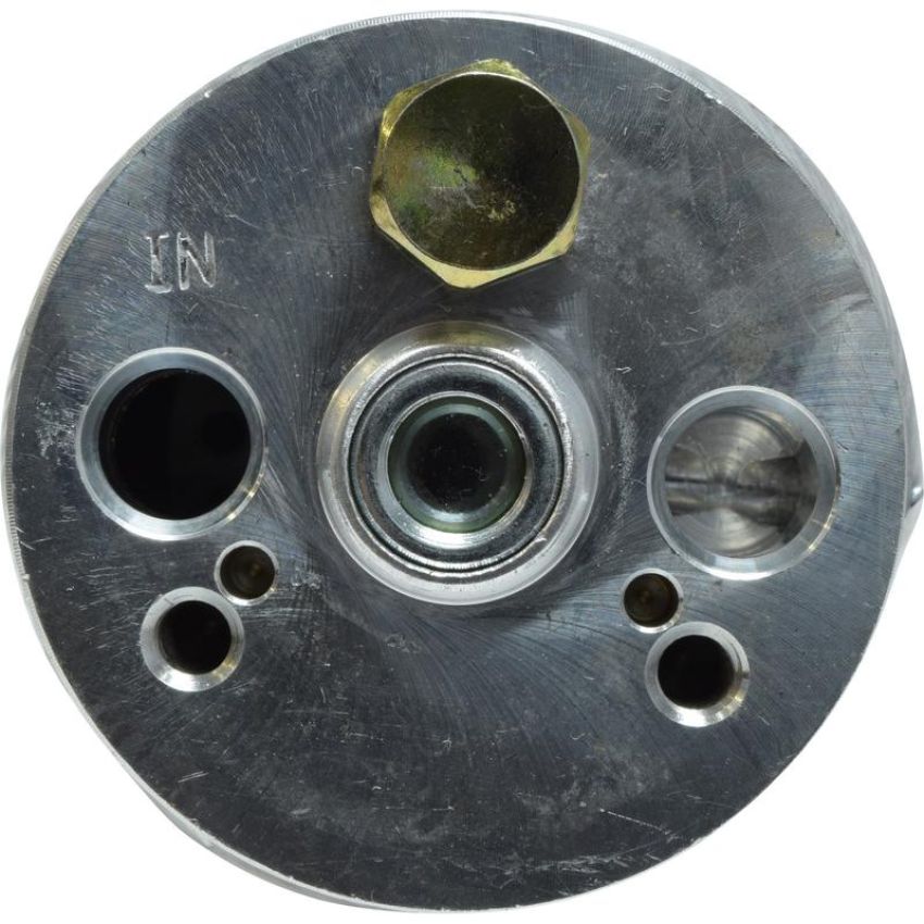 Universal Air Conditioning RD 1249C A/C Receiver Drier -- Drier Pad Mount