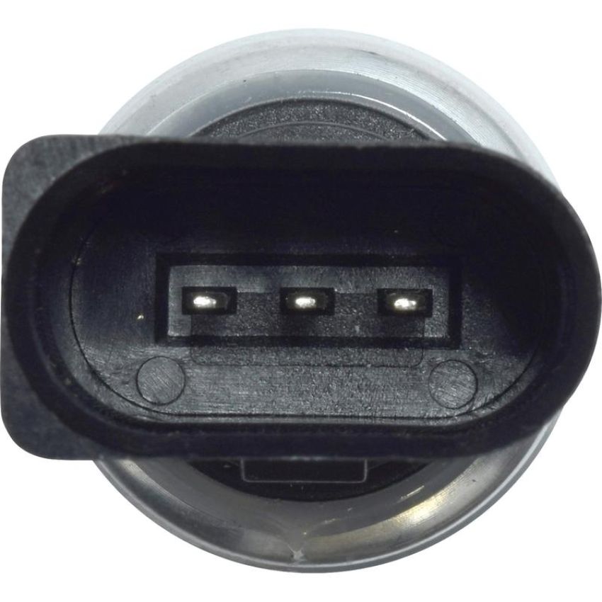 Universal Air Conditioning SW 11103C HVAC Pressure Transducer -- Pressure Transducer