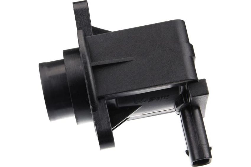 URO Parts 0001531859 Turbocharger Diverter Valve
