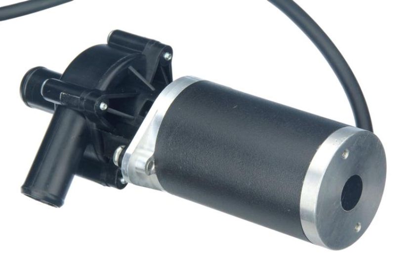 URO Parts 0008356964 Auxiliary Water Pump