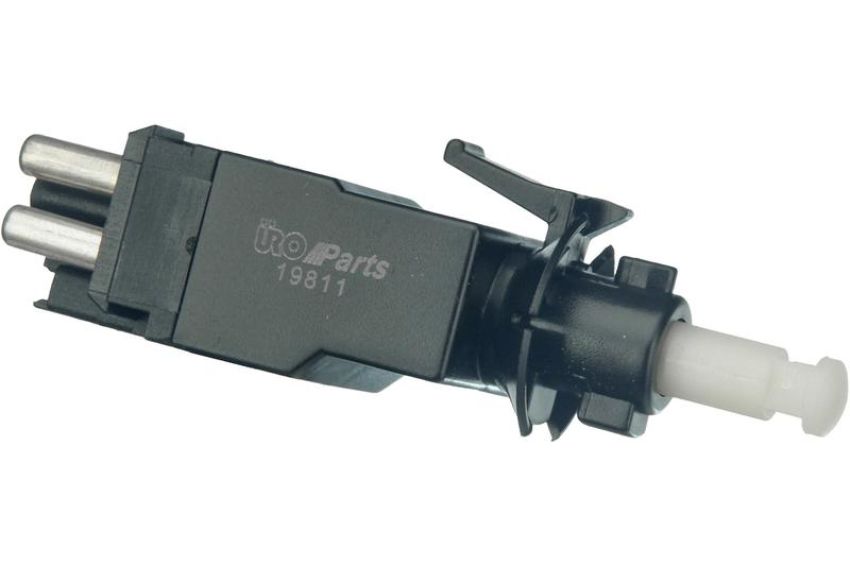 URO Parts 0015450109 Brake Light Switch
