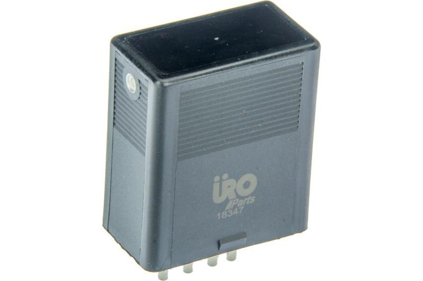 URO Parts 0035452405 Fuel Pump Relay