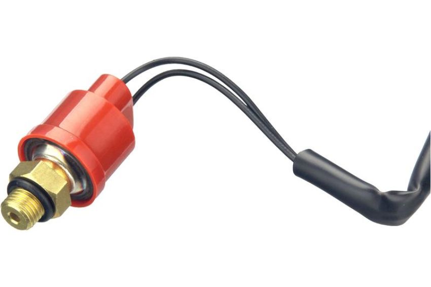 URO Parts 0048206810 AC Pressure Switch