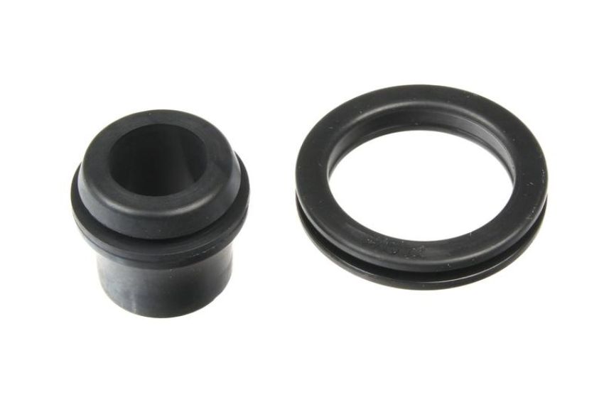 URO Parts 038103469E Valve Cover w/ Gasket