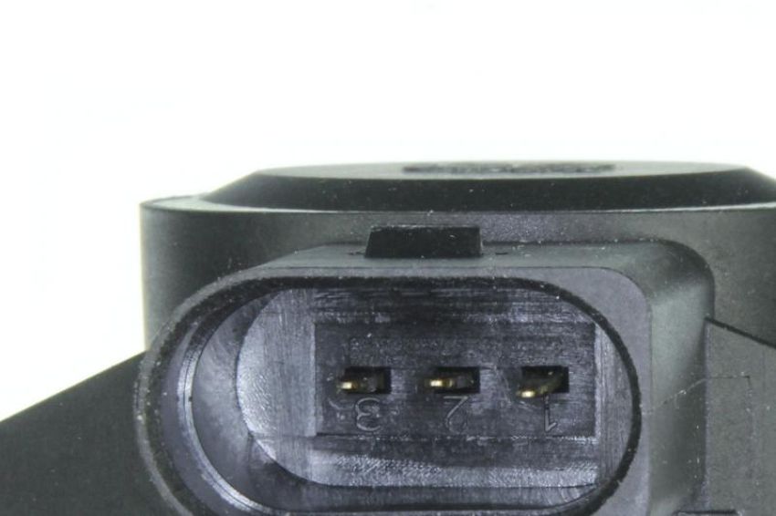 URO Parts 03C907386E Intake Manifold Position Sensor