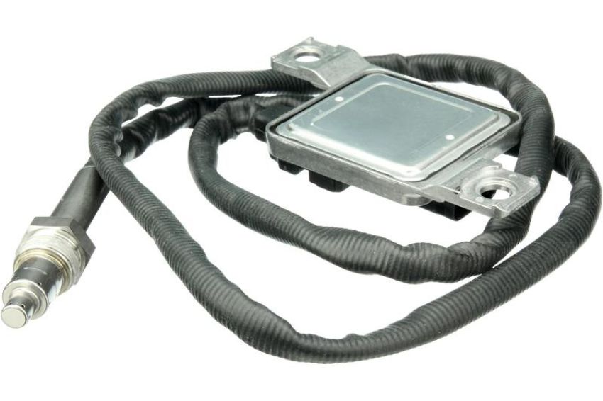URO Parts 03L907807AF Nitrogen Oxide Sensor