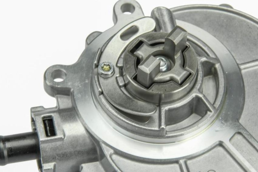 URO Parts 06E145100R Vacuum Pump