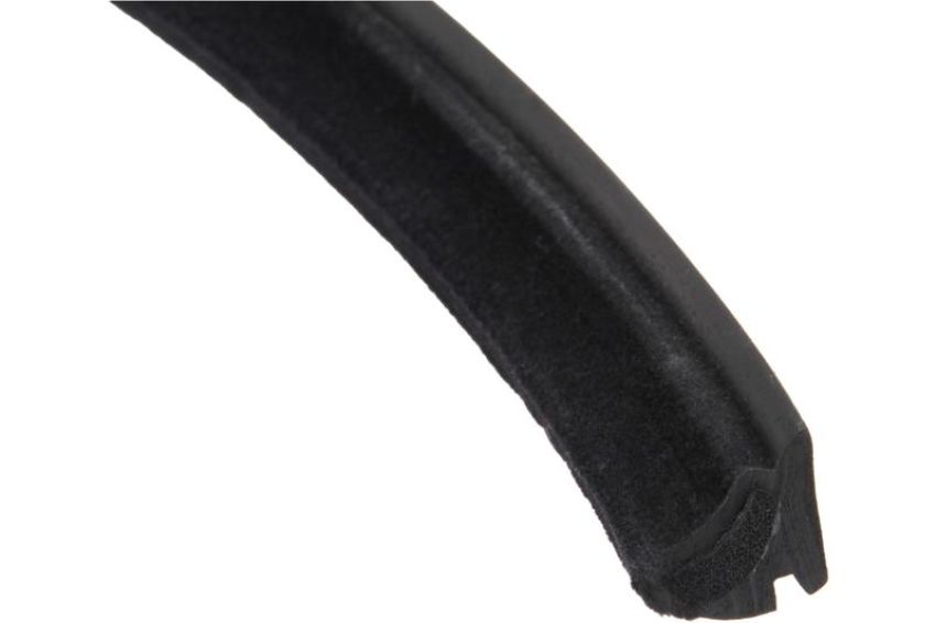 URO Parts 1077200578 Hard Top Seal