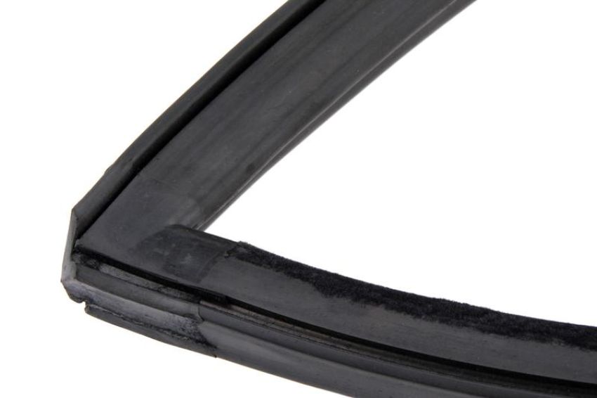 URO Parts 1077200578 Hard Top Seal