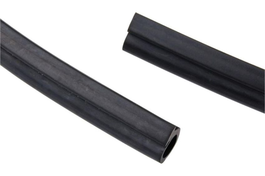 URO Parts 1077710098 Soft Top Seal
